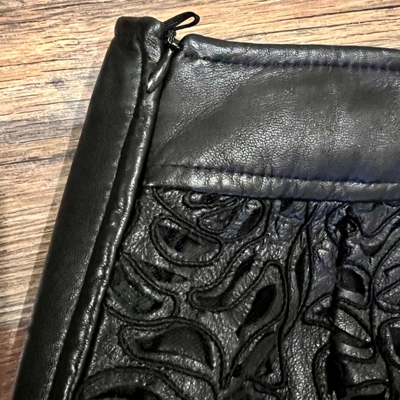 ESCADA Lambskin Floral Laser Leather Skirt - Picture 6 of 8